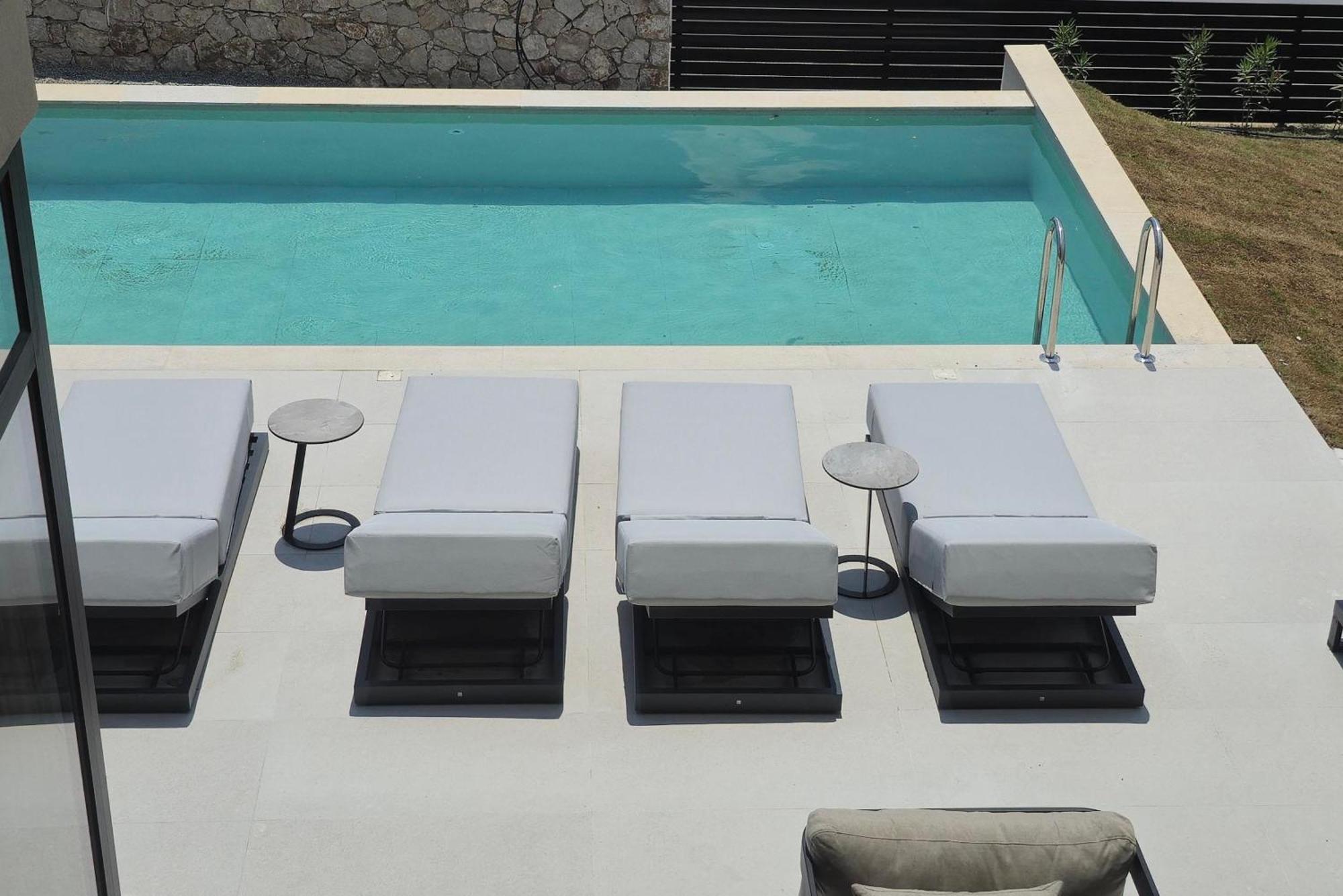 Villa Trapezia Luxury Living *