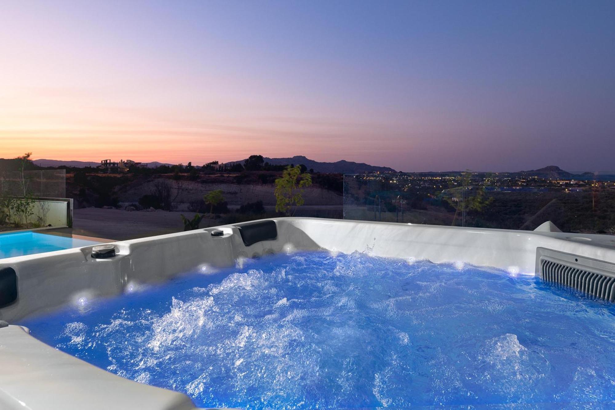 Trapezia Luxury Living Villa *
